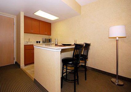 Quality Inn & Suites Downtown 凤凰城 客房 照片