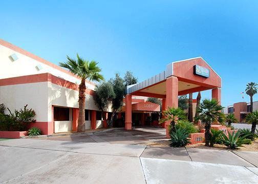 Quality Inn & Suites Downtown 凤凰城 外观 照片